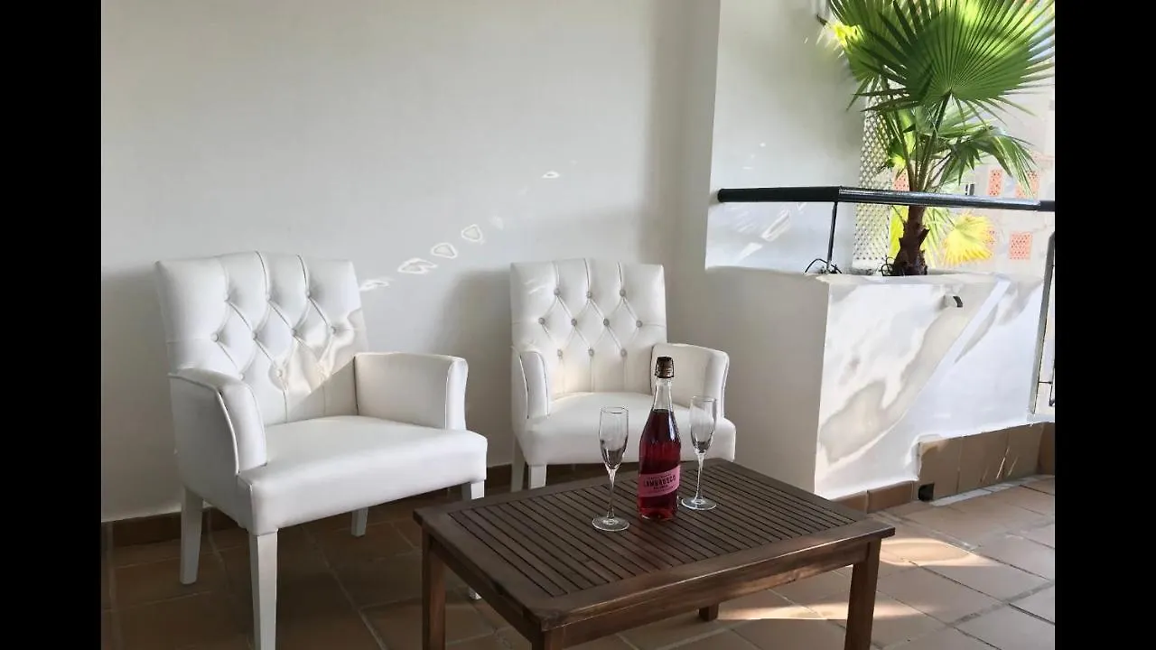 Mi Capricho Beachfront- 3-7 Apartment With Sea Views Sitio de Calahonda